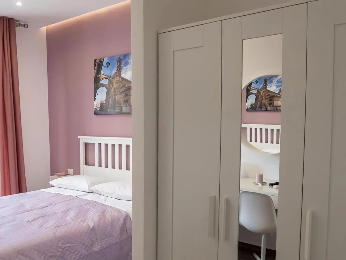 Pensión Garibaldi Rooms 29 - Piazza Marina A Palermo - In Pieno Centro.