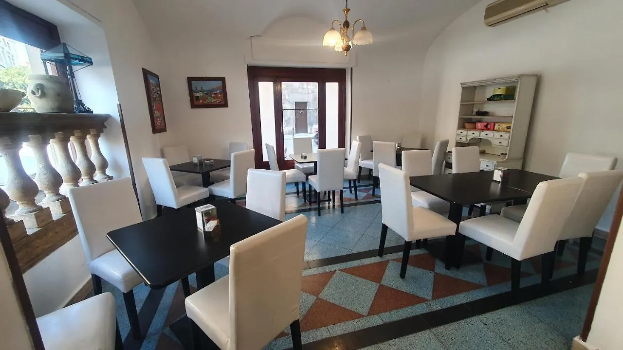 Garibaldi Rooms 29 - Piazza Marina A Palermo - In Pieno Centro.