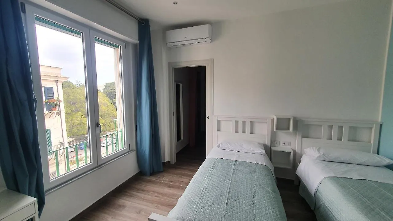 Guest house Garibaldi Rooms 29 - Piazza Marina A Palermo - In Pieno Centro.