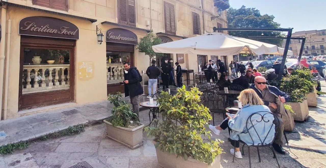 Garibaldi Rooms 29 - Piazza Marina A Palermo - In Pieno Centro.